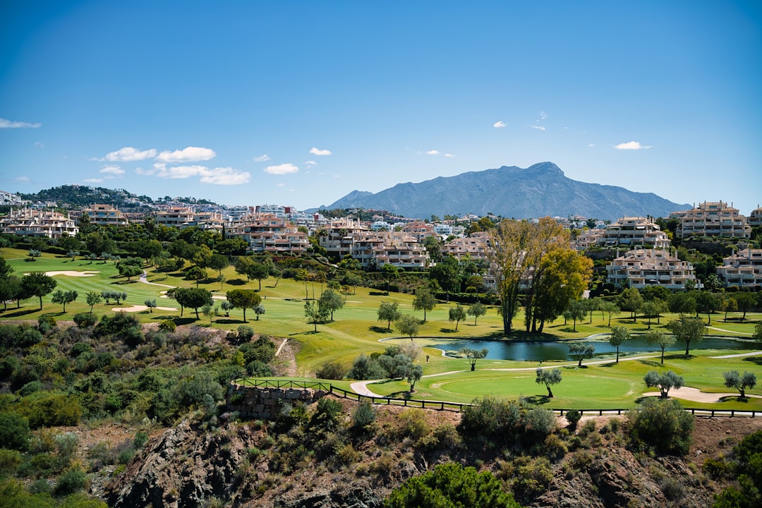 How to Read Roda Golf's Greens During September Overseeding